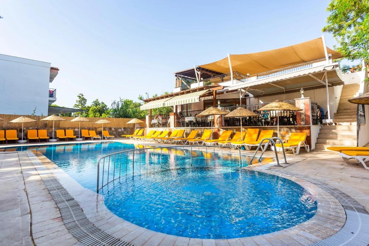 Kriss Hotel Bodrum ภายนอก รูปภาพ