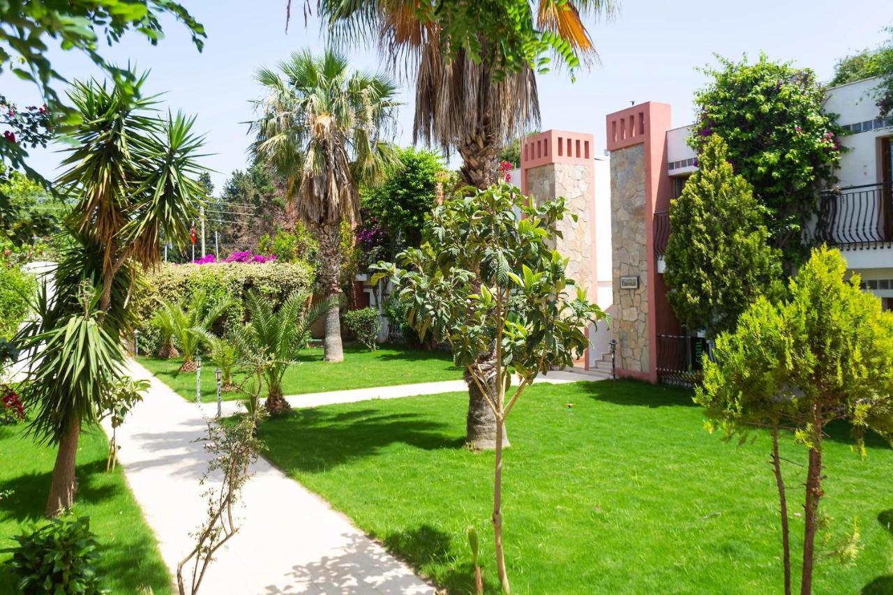 Kriss Hotel Bodrum ภายนอก รูปภาพ