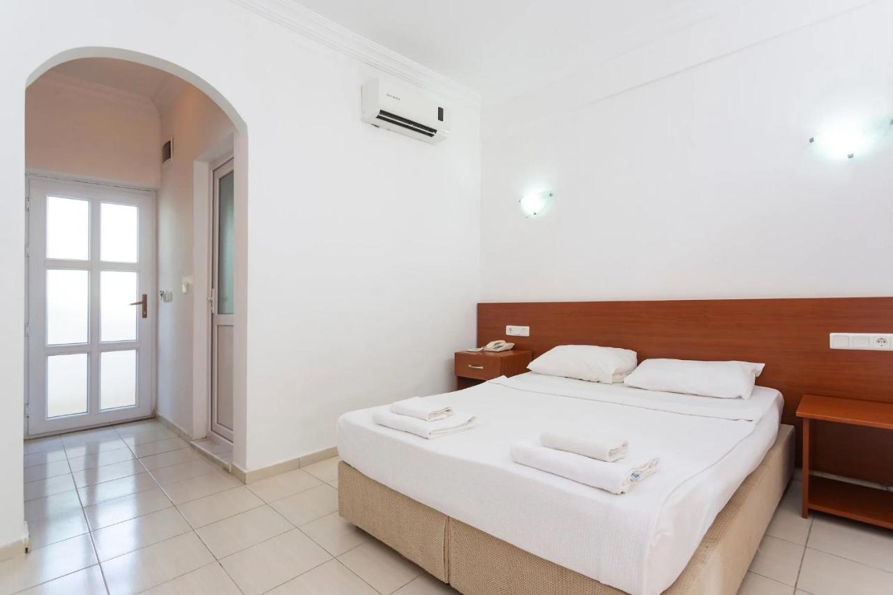 Kriss Hotel Bodrum ภายนอก รูปภาพ